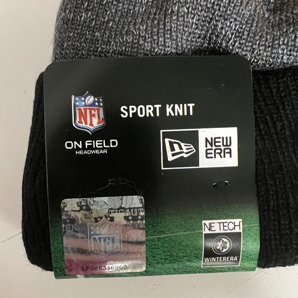Pittsburgh Steelers NEW ERA ON FIELD SPORT KNIT BEANIE NFL Hat New Toboggan - Picture 4 of 5